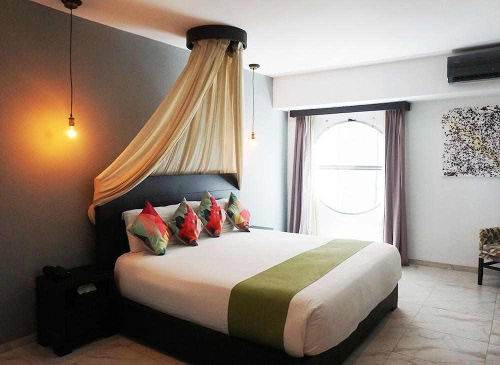 Soho Playa Hotel Плая-дель-Кармен Экстерьер фото