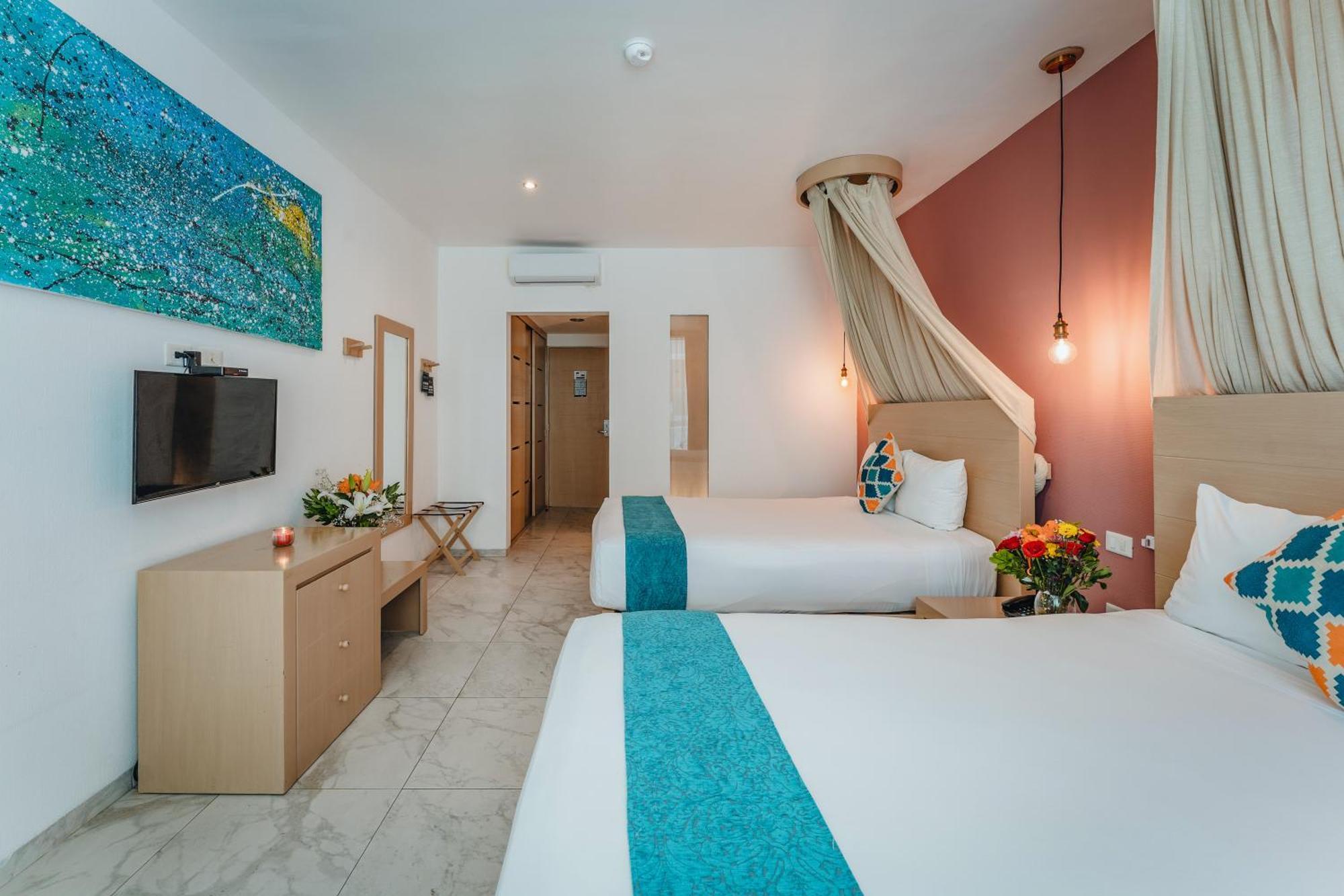 Soho Playa Hotel Плая-дель-Кармен Экстерьер фото
